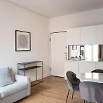 Elegante E Raffinato Bilocale B In Piazza Affari Apartamento *