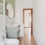 Guesthost - Bright Comfy Appartement Milan