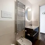 Lejlighed Family-friendly In Isola District Milano