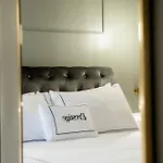 Prestige Boutique - Piazza Duomo 2 Apartamento 3*