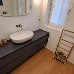 Tolstoj - 2 Bedrooms - Tortona District - At Your Place Milão