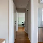 The Luxe Station - 5 Min From