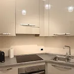 Апартаменты Acasadiimma Loft Elegante A 2 Min Da Metropolitana Porta Romana Con Wifi, Corte Interna *