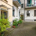 Apartamento Monte Ceneri, 71 - Modern, Comfortable&well-connected Milán