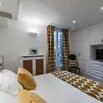 The Seven Stars - Montenapoleone Apartment