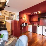 Apartamento Host4u - La Scala At Palazzo Dell'orso In Center