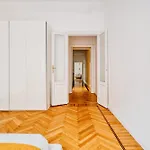 Appartement Isola Luxury Living; Big Terrace