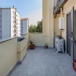 Homey Grandeur - Spacious With Terrace & Wi-fi *