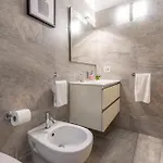 2 E 2 Bagni, Vicino Citylife, Fiera Milano, San Siro, Arco Della Pace Apartamento