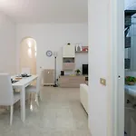 I-host - Cozy 1br In Porta Romana Lejlighed
