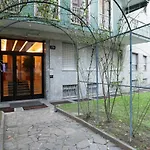 Modern And Particular In The Center Apartment Mailand