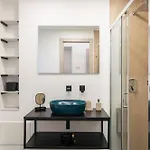 Modern Loft - Rho Fiera & San Siro - דירה