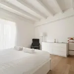 Apartamento Guesthost - Cozy Porta Vittoria Area *