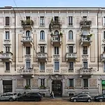 Artistic In The Heart Of * Milano