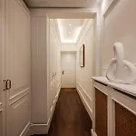 The Seven Stars - Montenapoleone Apartment Milan