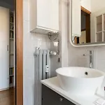 Guesthost - Cozy In Dergano Milan