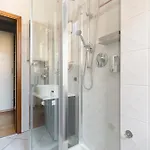 Guesthost - Cozy In Dergano * Milan