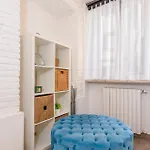 Modern One-bedroom Flat Near Corso *