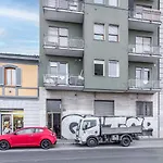 Lejlighed Navigli Bilocale Moderno Con Balcone Sul Giardino Milano