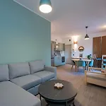 Bright Top-floor With Private Terrace شقة *