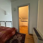Brand New Loft In Town Near Fondazione Prada شقة *