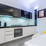 M25 - Garage Loft Lägenhet Milano