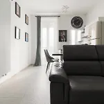 Lambrate - Corti - Bilocale Con Ampio Balcone Milão