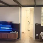 Acasadiimma Loft Elegante A 2 Min Da Metropolitana Porta Romana Con Wifi, Corte Interna