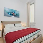 Apartment Bnbest Farini Enjoy Isola 4 Pax