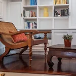 The Seven Stars - Montenapoleone Apartment Milan