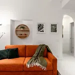 Stayeasy Station - Cozy 3 Bedrooms 3 Baths 밀라노