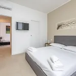 Solari Boutique דירה