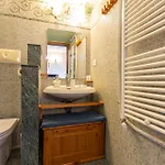 I-host - Unique Two-level In Appartement