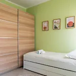 Apartment Youhosty - Cascina Corba 96 Milan