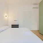 Lejlighed Modern One-bedroom With Terrace - Naviglio Martesana
