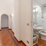 4 Min From Porta Genova Station With Whirlpool شقة
