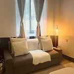 Acasadiimma Loft Elegante A 2 Min Da Metropolitana Porta Romana Con Wifi, Corte Interna
