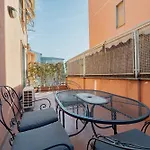 Apartament Modern One-bedroom With Terrace - Naviglio Martesana