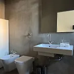 Urban Retreat Minutes Away From Duomo Cathedral * 米兰