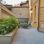 Hostmate - - Solari * Milano