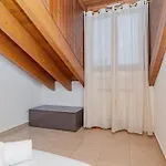 Bnbest Tricolore 6 Pax 140 Sqm Daire *