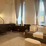 Acasadiimma Loft Elegante A 2 Min Da Metropolitana Porta Romana Con Wifi, Corte Interna Апартаменты