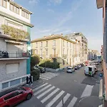 Modern One-bedroom With Terrace - Naviglio Martesana Milano
