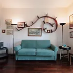 Urban House View 2 - Navigli Apartment