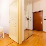 公寓 Pianob Duomo - Spacious 2br For 8 In 米兰