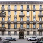 Casa Delle Grazie - Caradosso 15