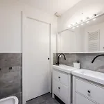 Apartament The Botanical Court - Porta Venezia Mediolan