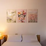 Characteristic 2 Double Bedroom Apartamento