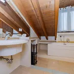 Bnbest Tricolore 6 Pax 140 Sqm *