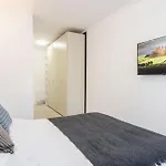 Apartament Black & Light